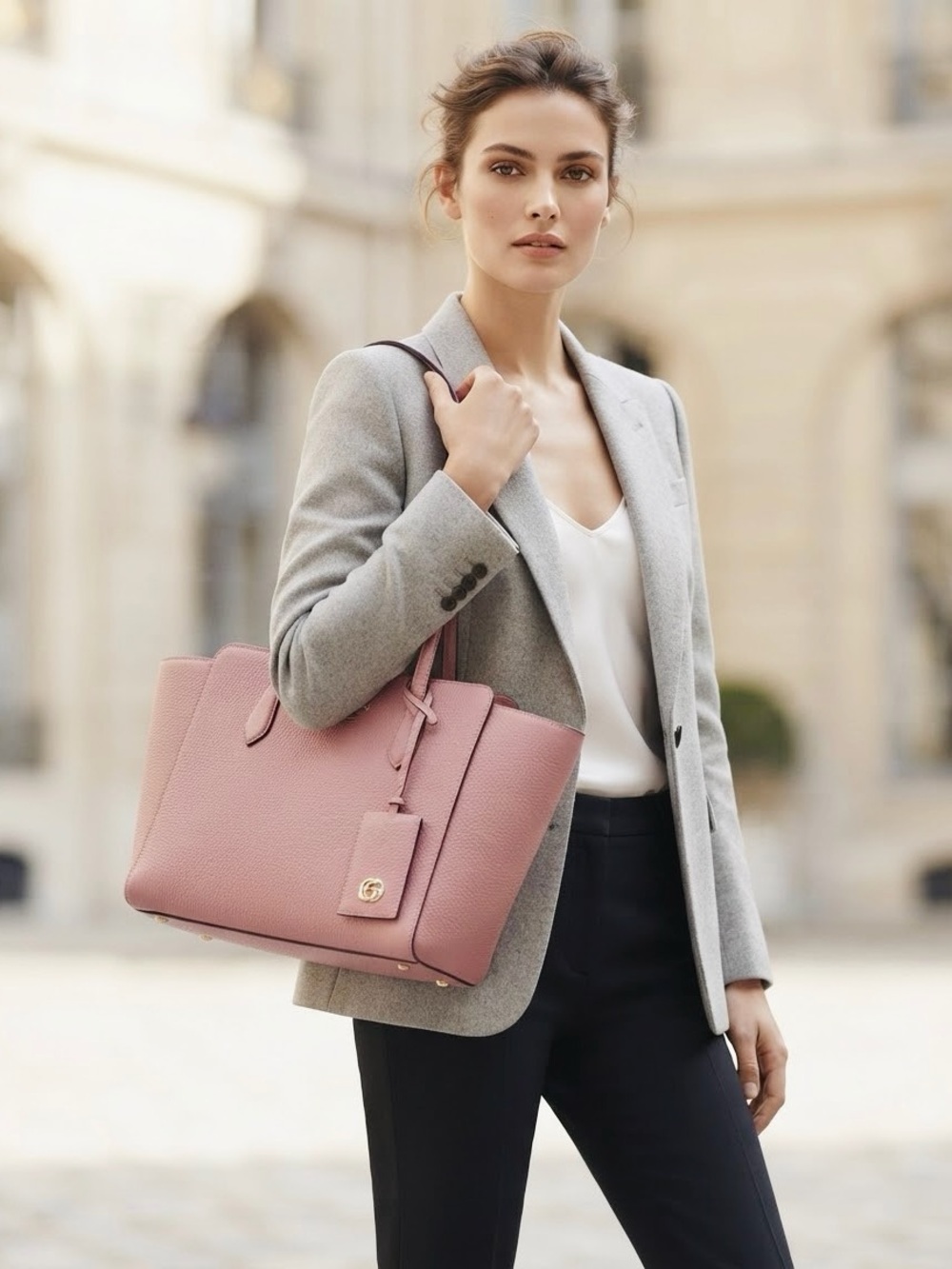 Gucci Dusty Pink Pebbled Leather Tote with Logo Tag
